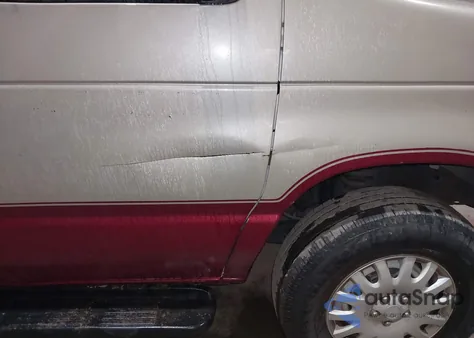 2008 Ford E-350 Super Duty Xl/Xlt z USA, uszkodzony, nr VIN 1FBNE31L68DB09542